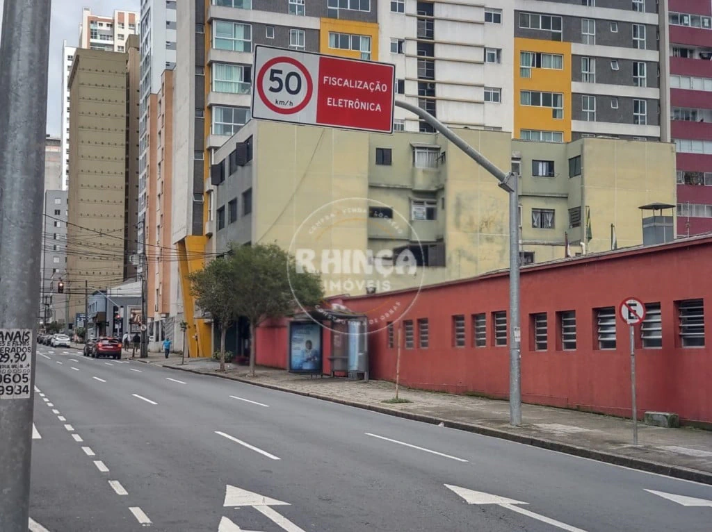 Apartamento com piso de madeira ou laminado, Centro — photo 29
