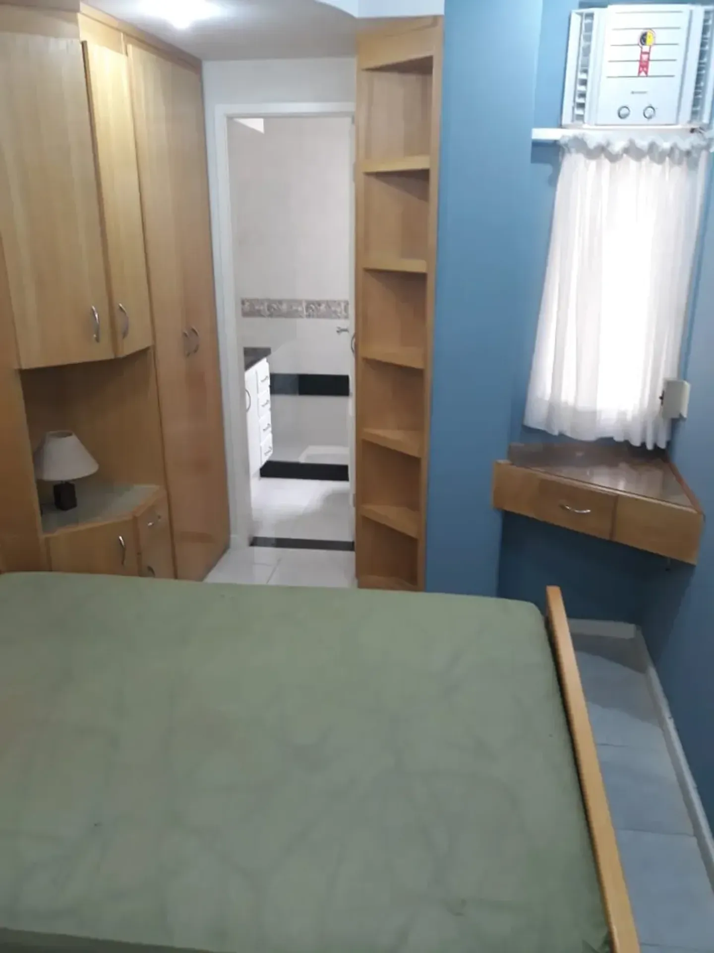 One-bedroom apartment with a home office in Rio de Janeiro — photo 37