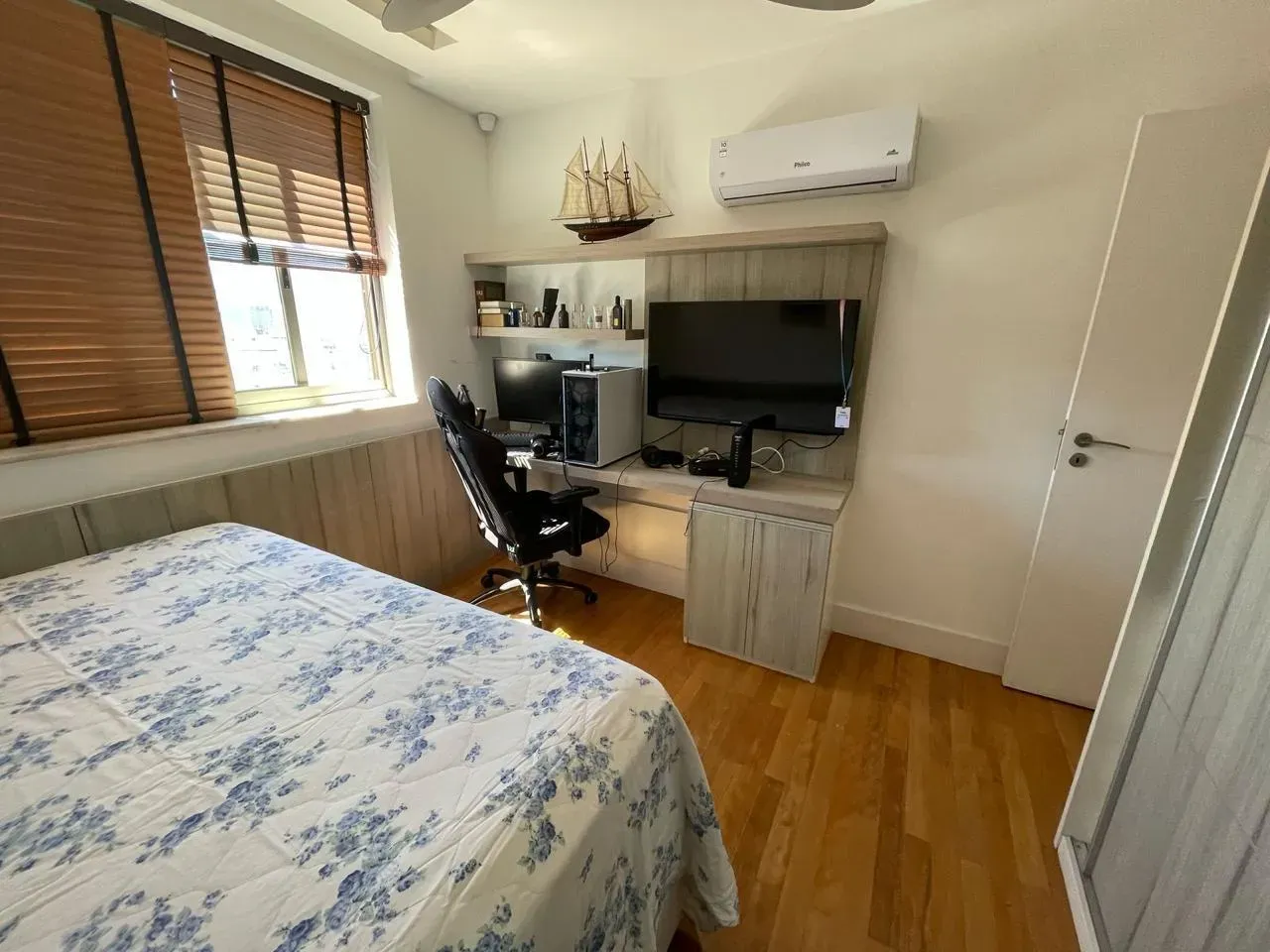 Furnished 350 m² apartment with 3 bedrooms and 6 baths — photo 11