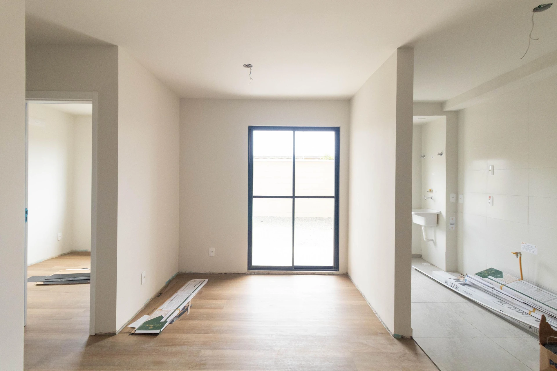 2-bedroom apartment with a grill on the balcony — photo 12