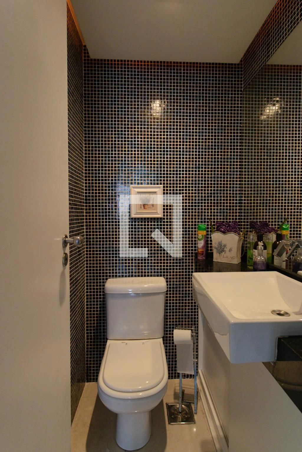 Mountain view in a 3-bedroom apartment, 107 m² — photo 40