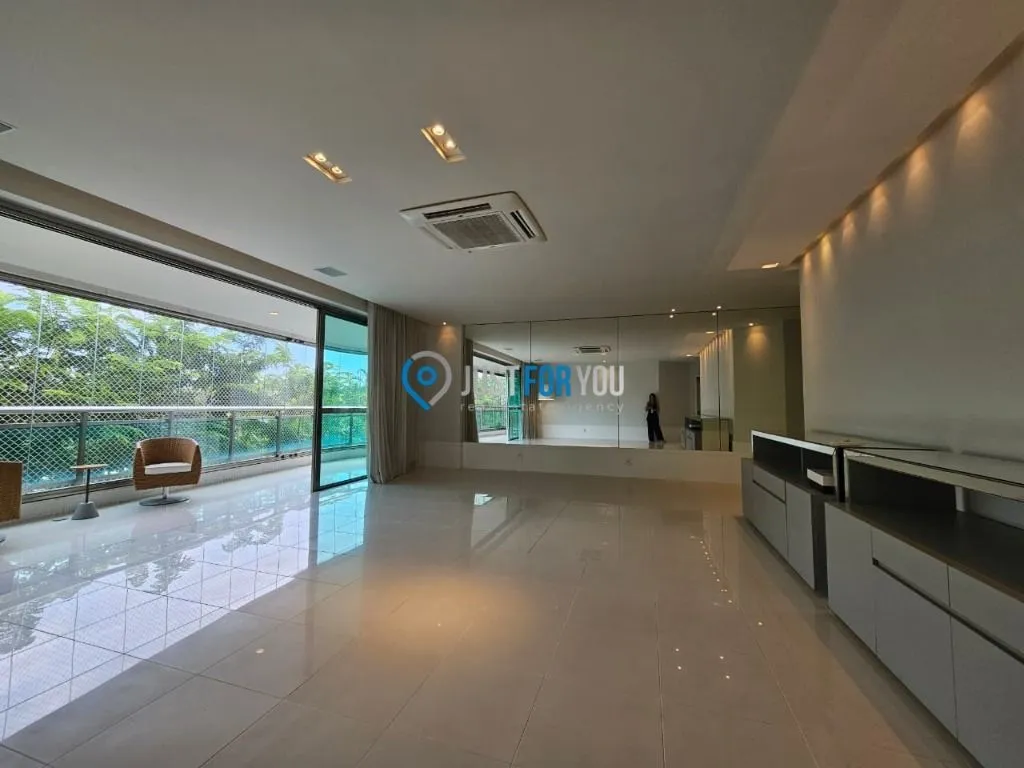 Apartamento mobiliado de 4 quartos em condomínio com piscina — photo 7