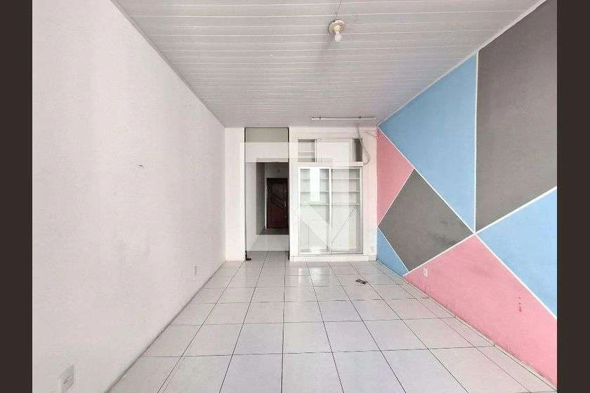 1-bedroom apartment with 30 m² and a compact kitchenette — photo 10
