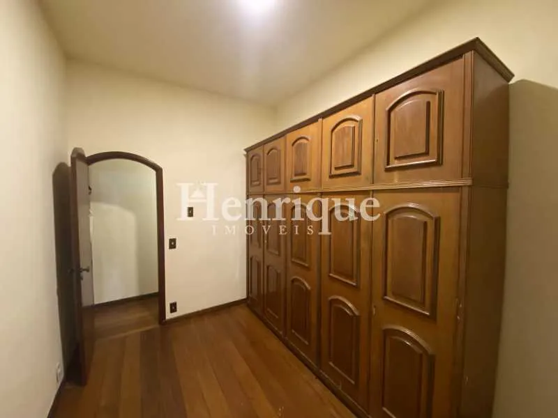 Casa de 4 dormitorios con vestidor — photo 14
