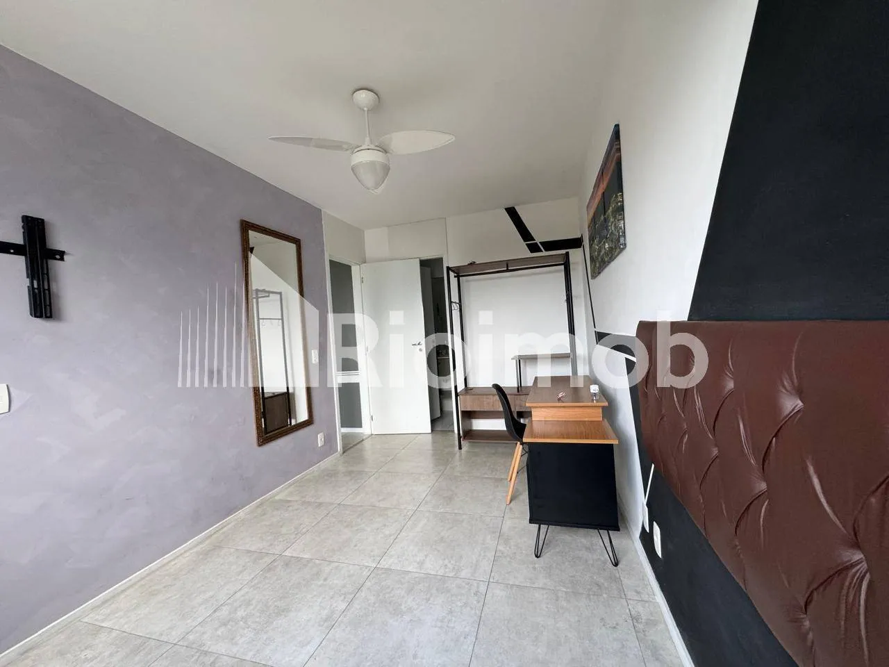 2-bedroom apartment with a mountain view — photo 15