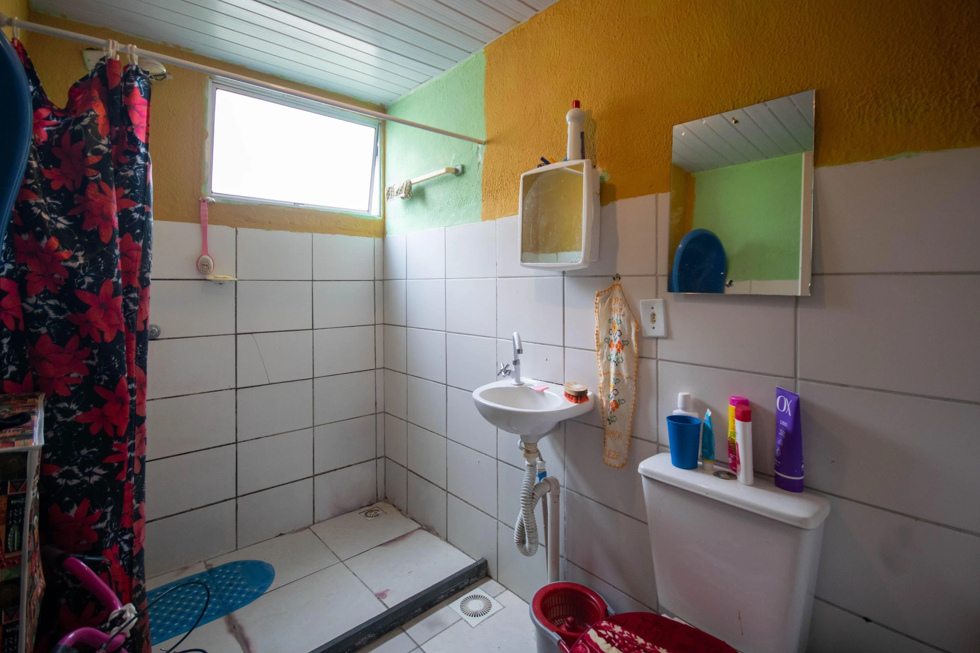 Furnished 2-bedroom apartment with 1 bathroom — photo 29