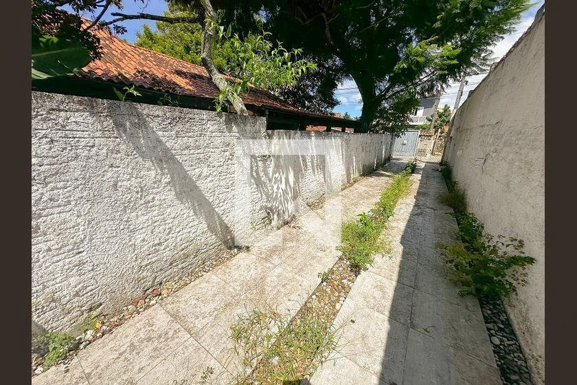 Casa de 2 dormitorios, 1 con baño propio, 300 m² — photo 45