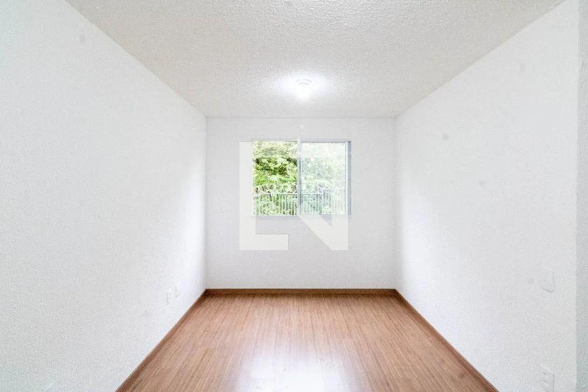 2-bedroom apartment in a building with a gym — photo 26