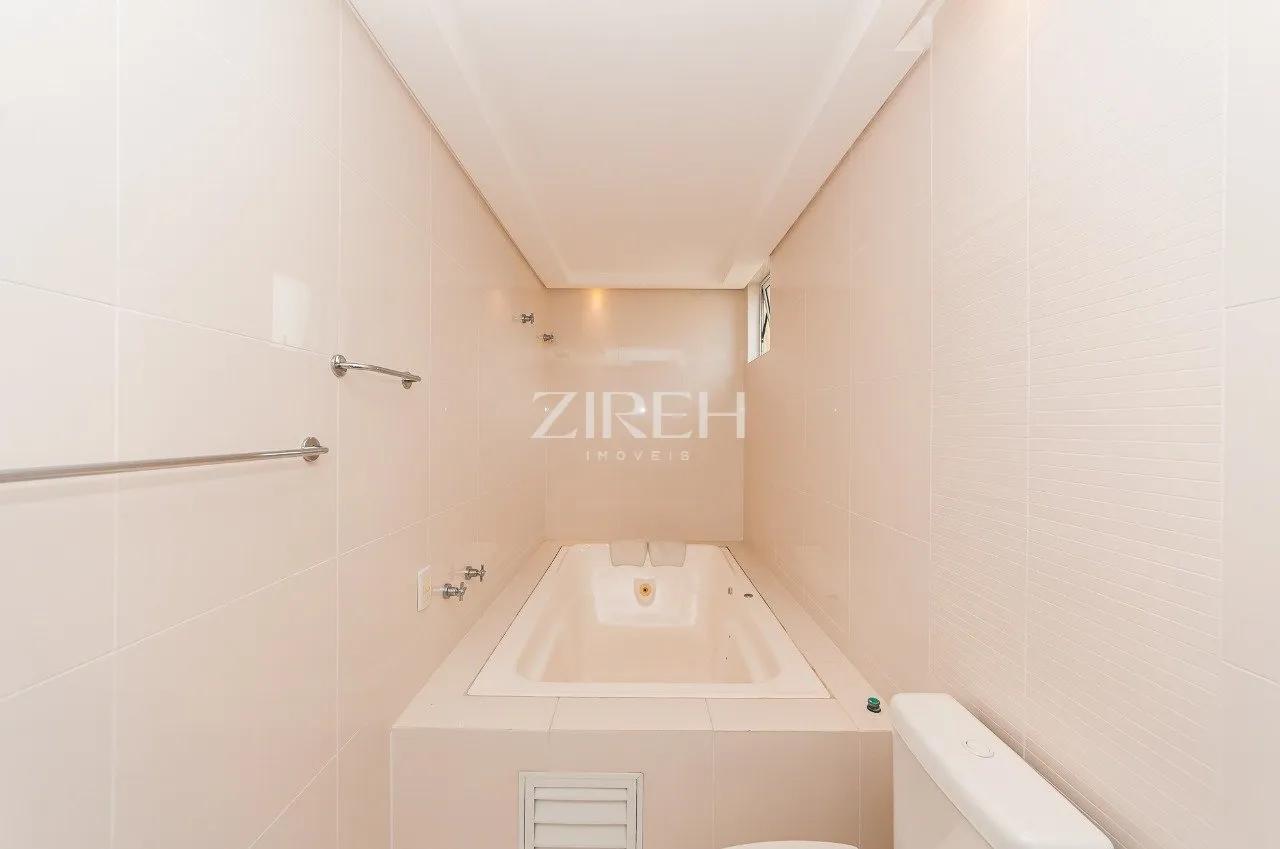 269 m² apartment with 2 bedrooms and an open-plan kitchen — photo 19