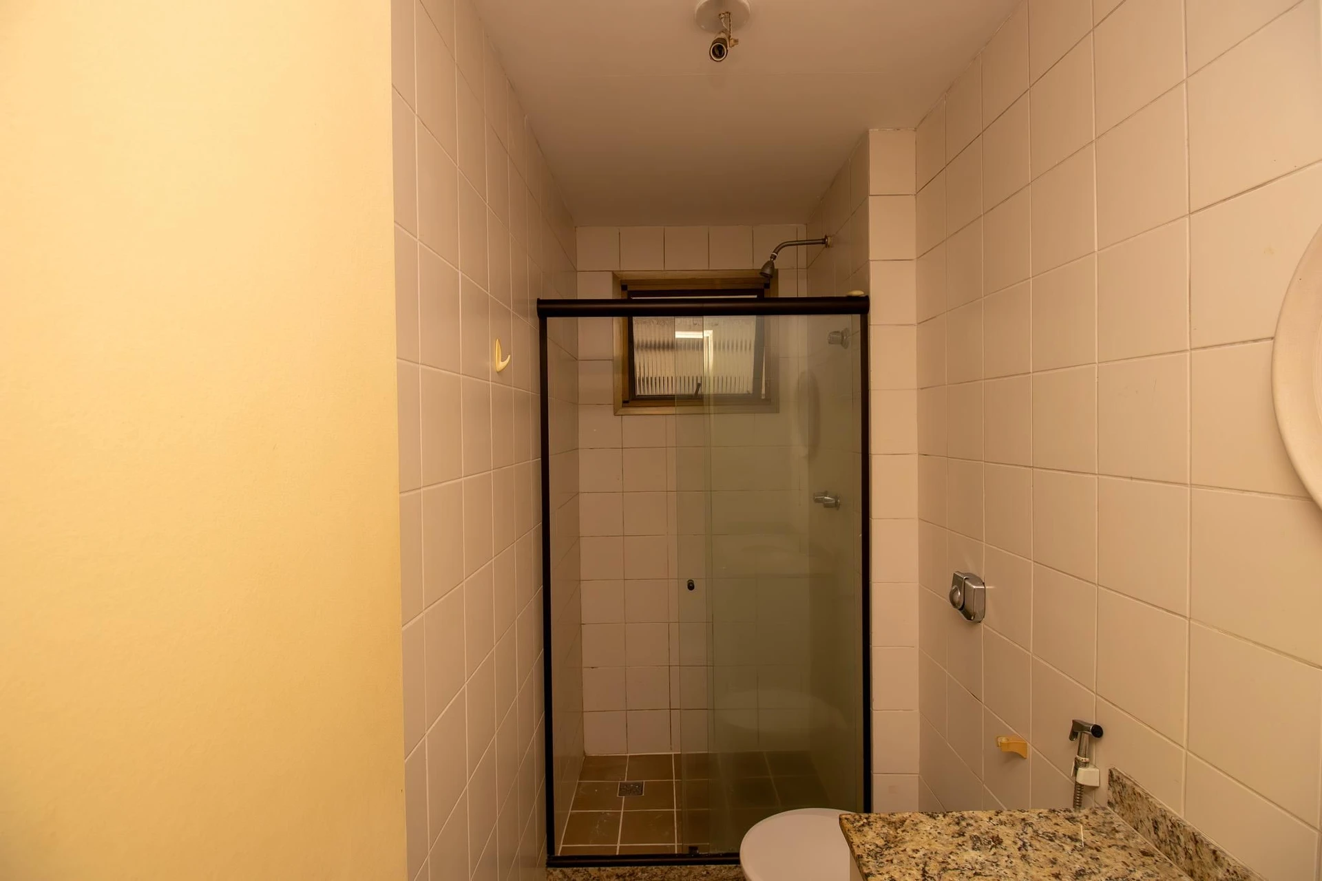 3-bedroom apartment, 1 with its own bathroom, 100 m² — photo 24