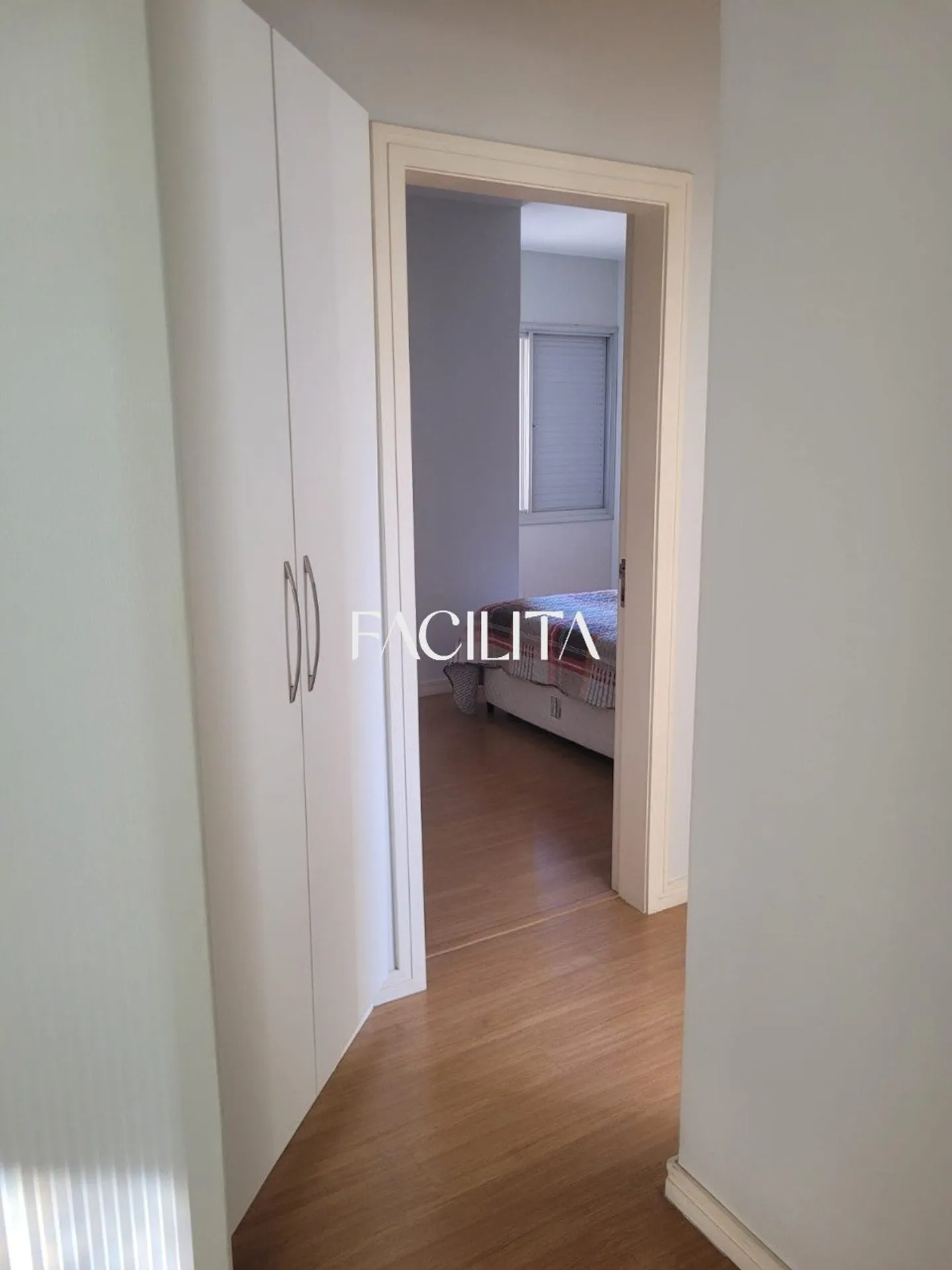 Furnished 3-bedroom apartment with 7th floor — photo 17