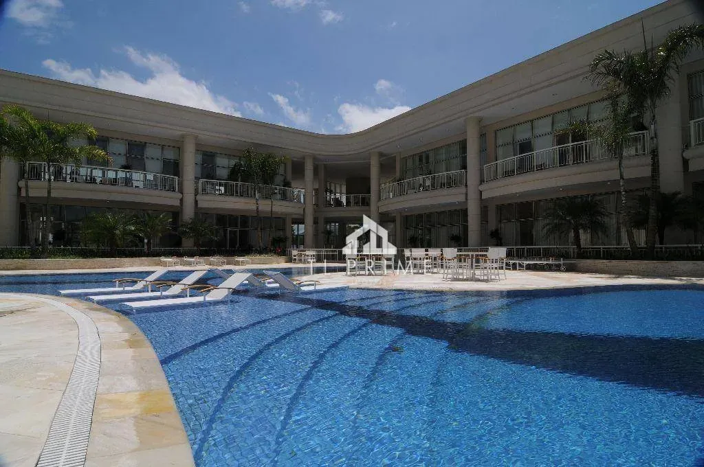 4-suite apartment with 555 m² and 5 parking spaces — photo 73