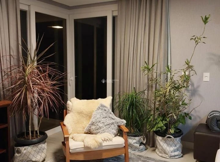 Furnished 360 m² house with 3 bedrooms and 2 bathrooms — photo 8