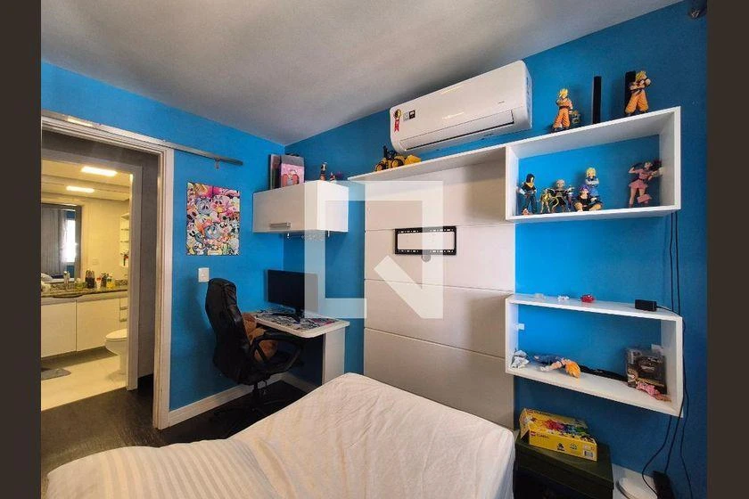 2-bedroom apartment in a building with a gym — photo 29