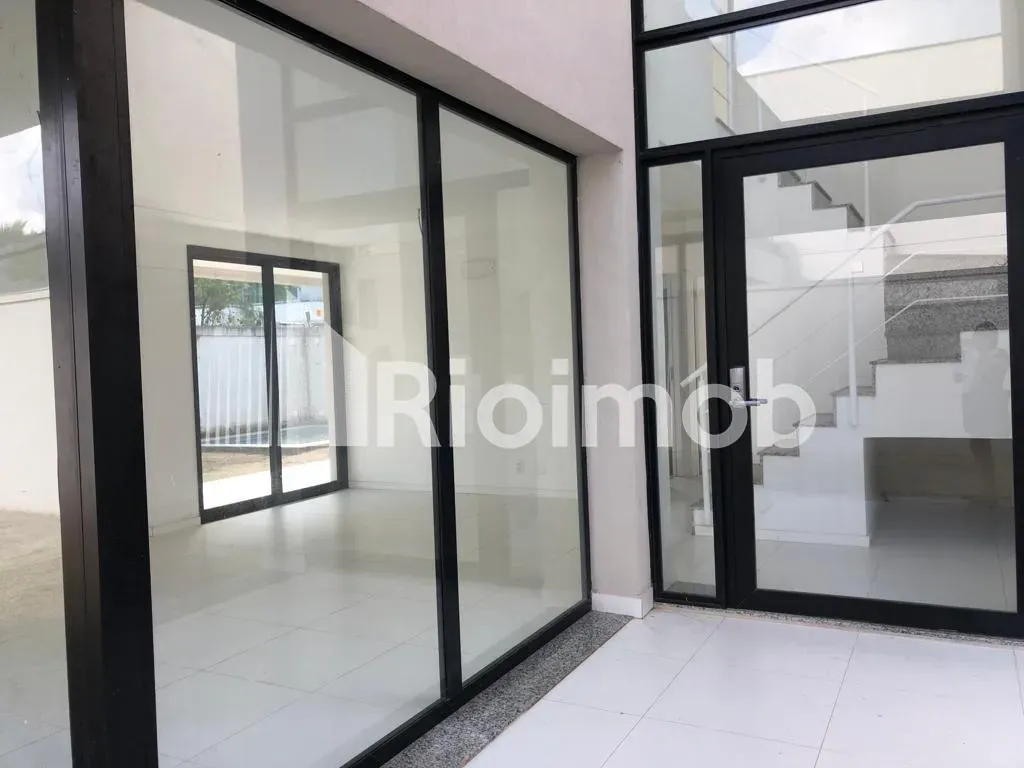 Duplex house with 3 suites and 5 bathrooms, 366 m² — photo 6