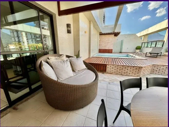 Furnished 290 m² apartment with a balcony grill — photo 21
