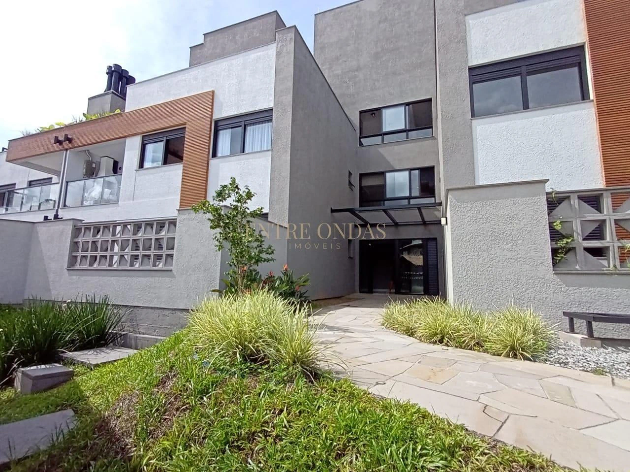 Apartamento de 100 m² con lavandería y barbacoa — photo 16