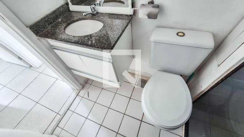 2-bedroom apartment in a building with a pool — photo 43