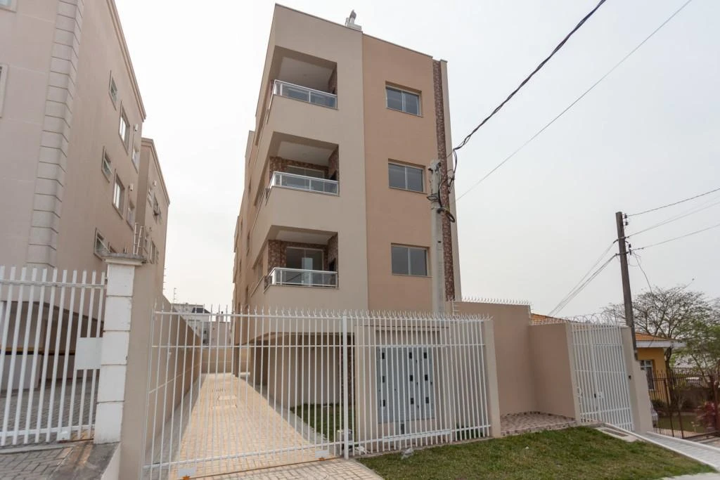 2-bedroom apartment with a grill on the balcony — photo 14