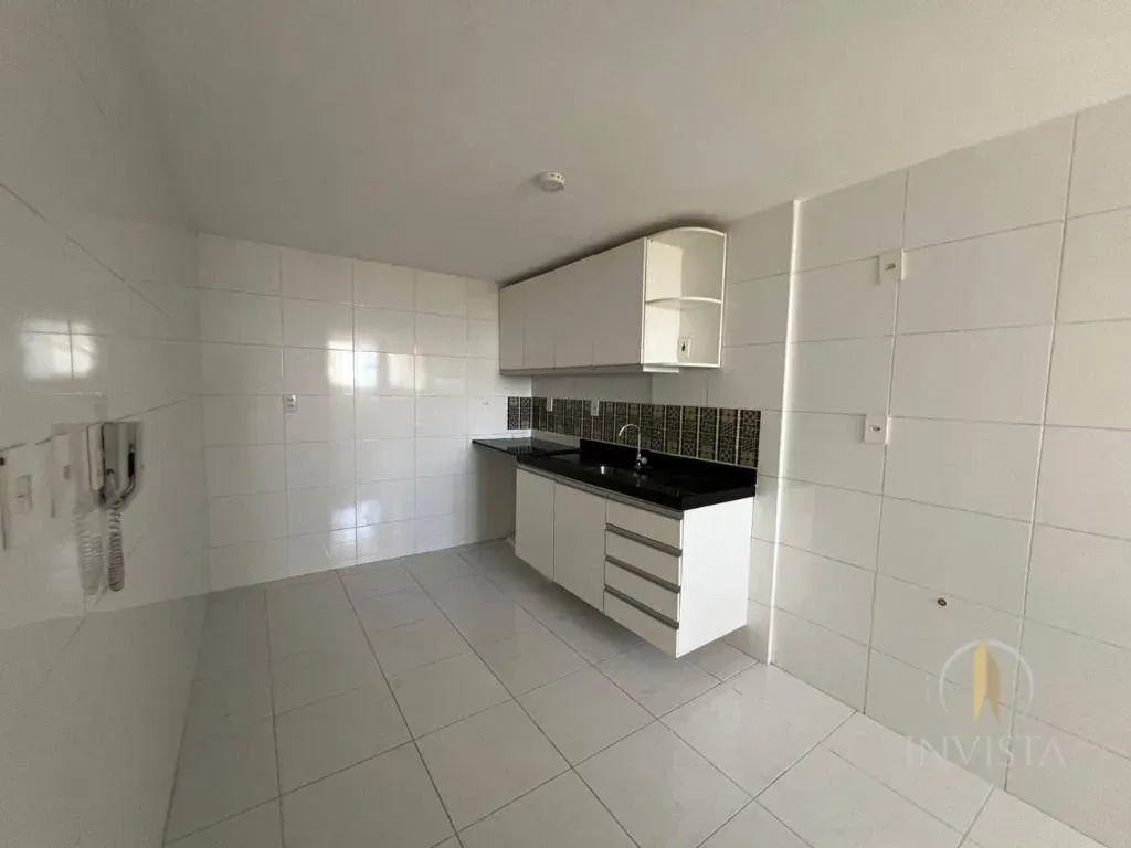Apartamento de 3 quartos em condomínio com piscina — photo 5