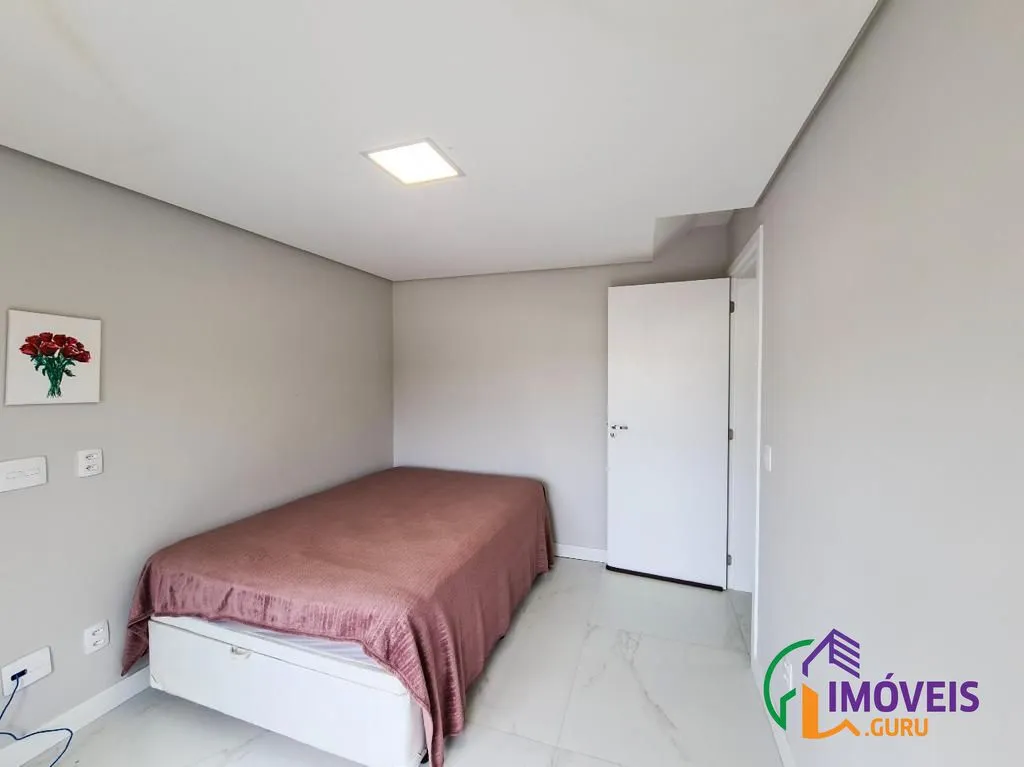 Condominium house with 5 bedrooms and 258 m² — photo 13