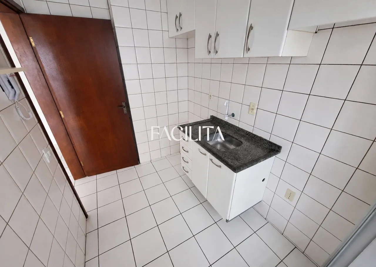 Apartamento com 2 suítes e ar-condicionado no 1º andar