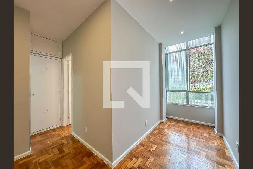 Apartment, 50 m², with wood or laminate floors