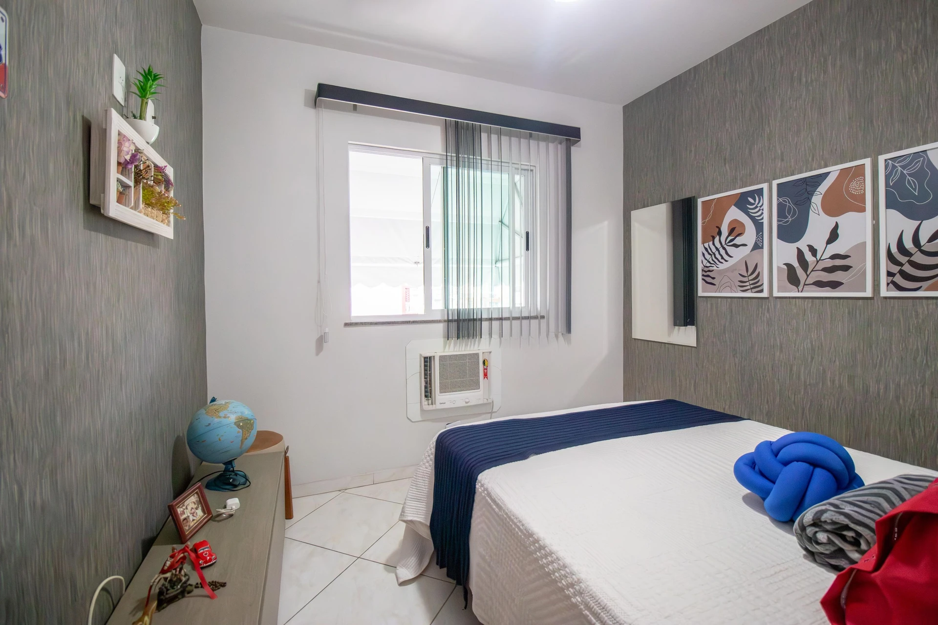 4-bedroom apartment with a balcony and 1 suite — photo 3