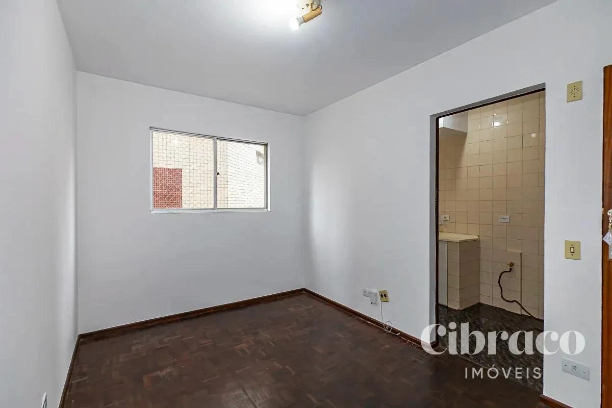 Apartamento com piso de madeira ou laminado, Rebouças — photo 8