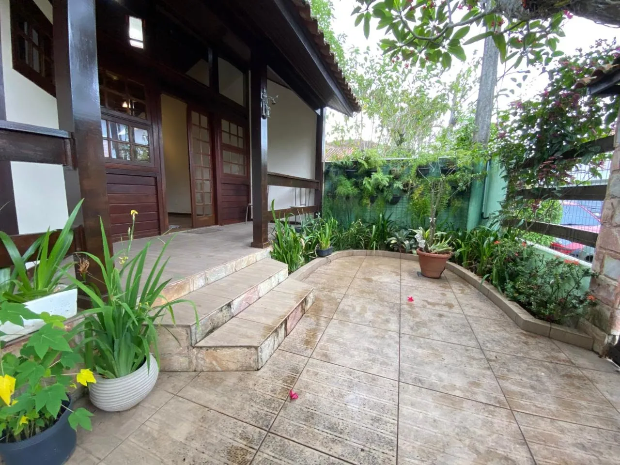 Casa com 4 quartos e 4 banheiros e box de vidro — photo 24