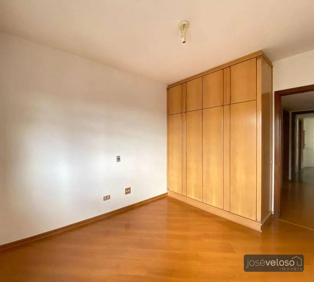 259 m² apartment with 4 bedrooms and private BBQ — photo 19