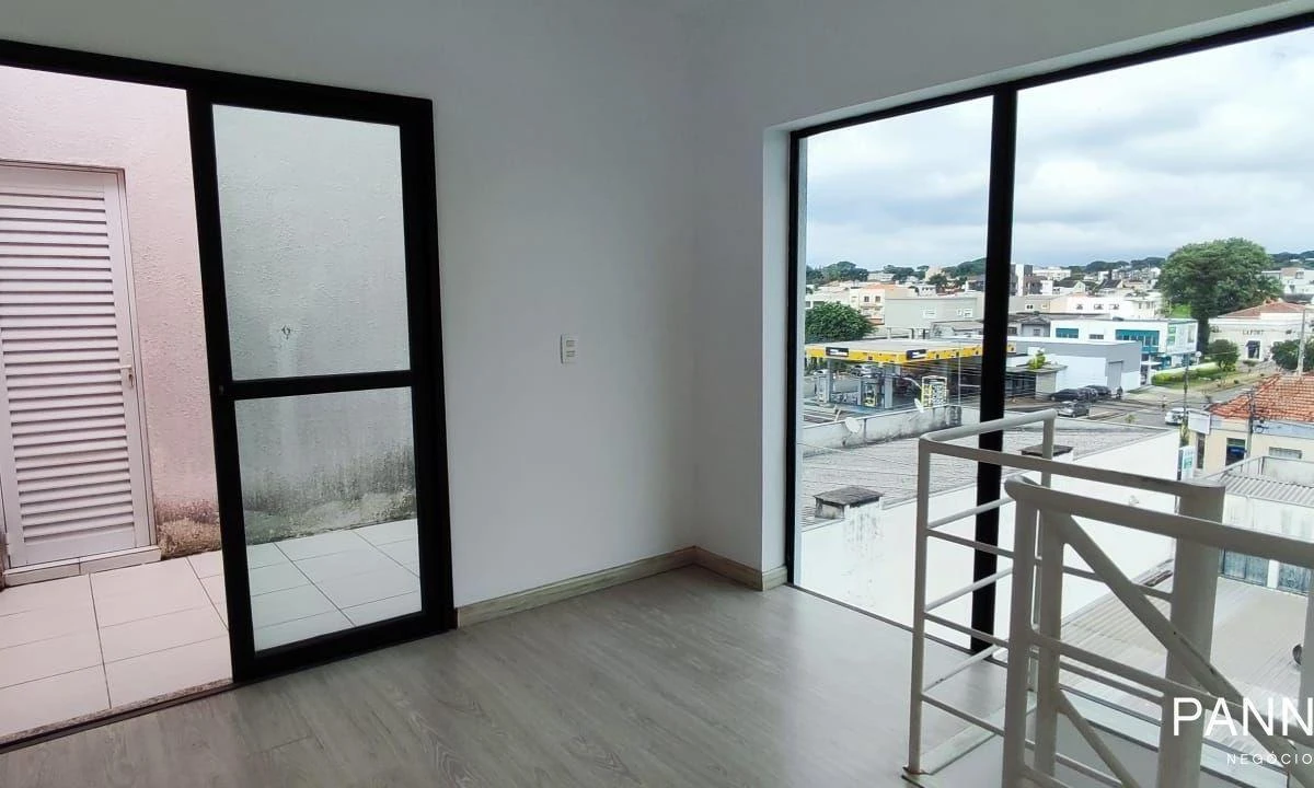 2-bedroom apartment with a grill on the balcony — photo 36
