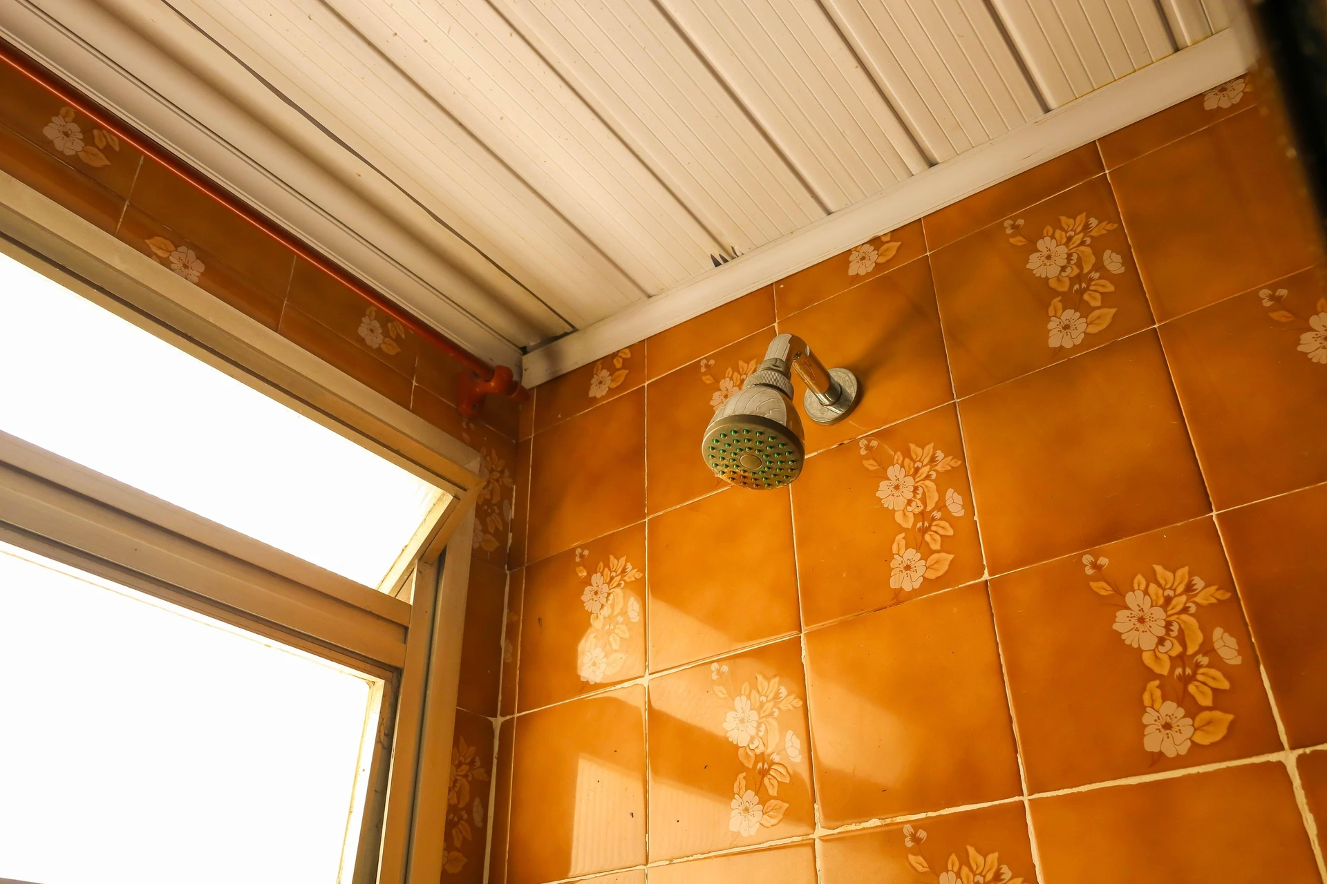 Apartment with 2 bedrooms and an enclosed glass balcony — photo 23