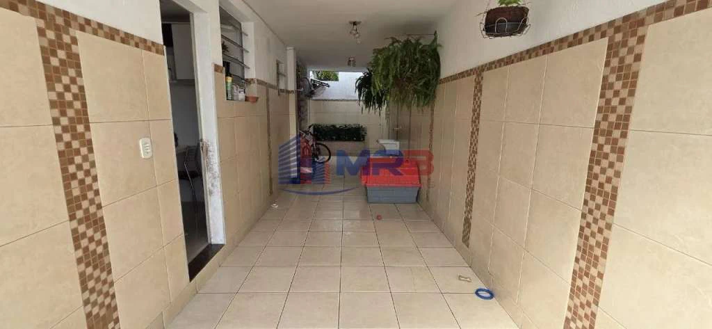 Casa duplex com varanda e 3 quartos e 197 m² — photo 19
