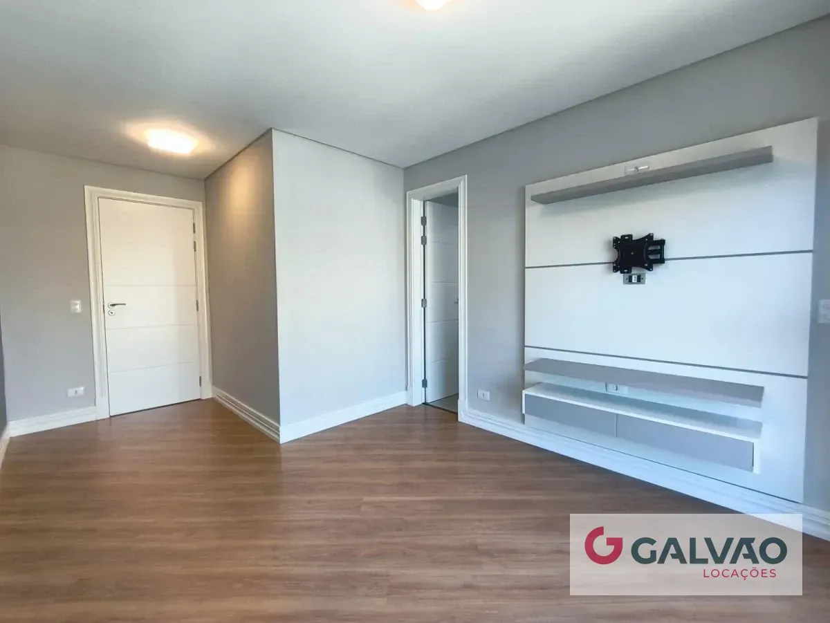 Furnished apartment, 91 m², with floor-to-ceiling windows — photo 42
