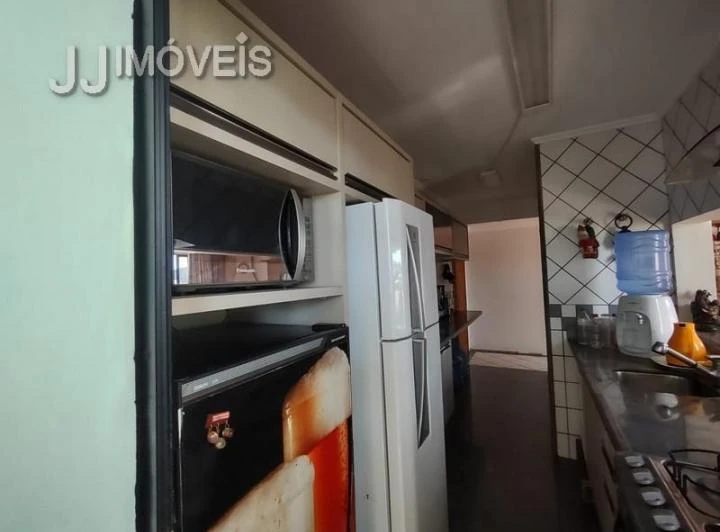 Furnished apartment with 2 bedrooms and 229 m² — photo 7
