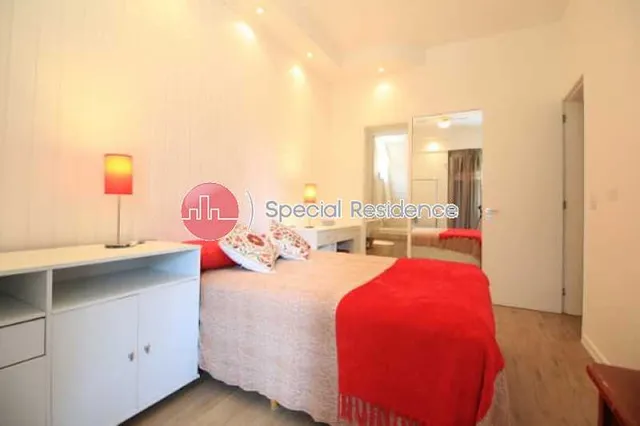 Apartamento mobiliado com 2 quartos e varanda de vidro — photo 3