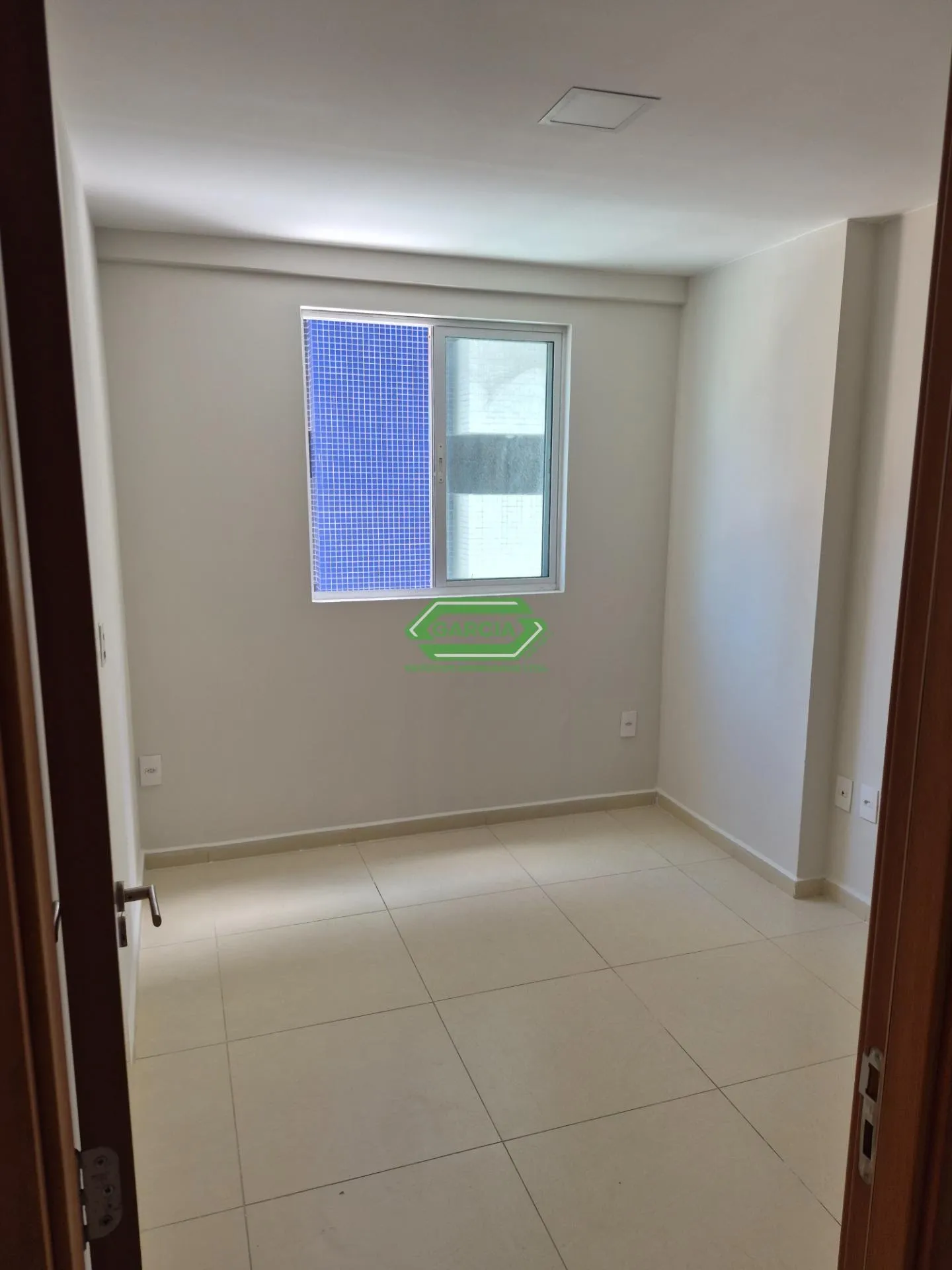 Вид на воду та 2 спальні: квартира 63 м² — photo 11
