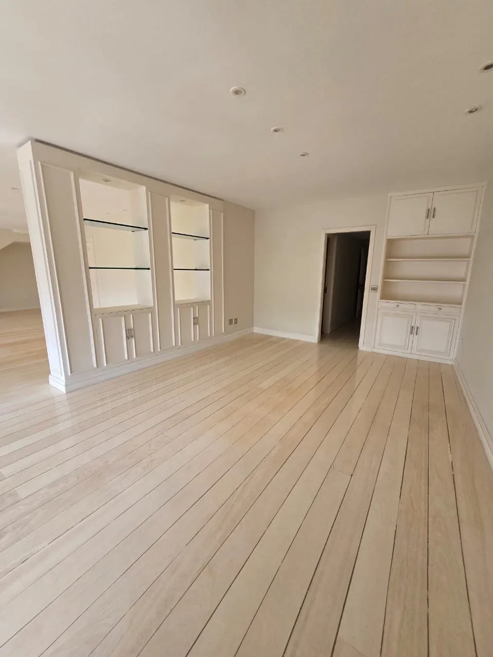Apartamento com 3 quartos e 5 banheiros com varanda — photo 13