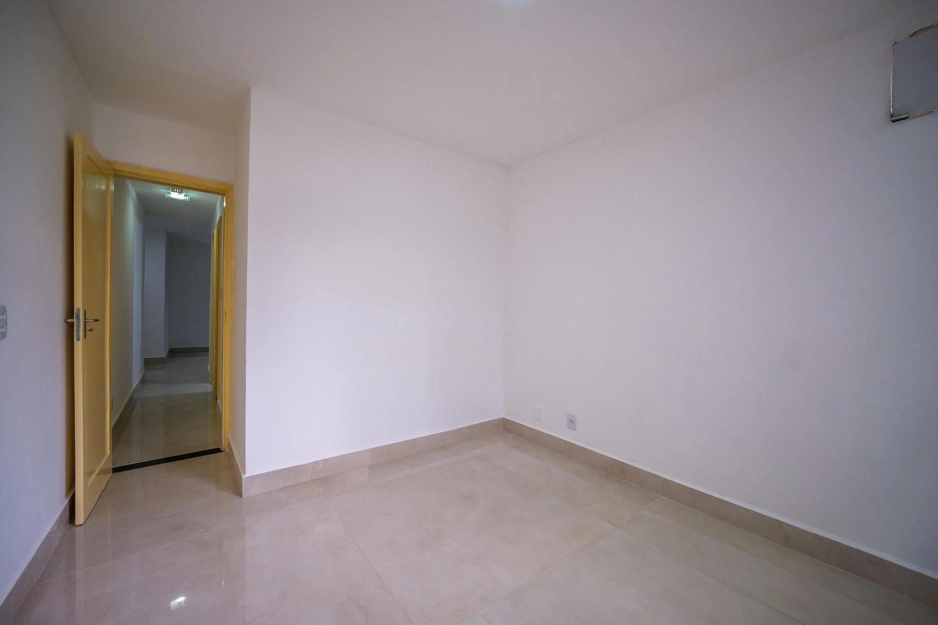 2-bedroom apartment with 1 parking space and private garden — photo 29