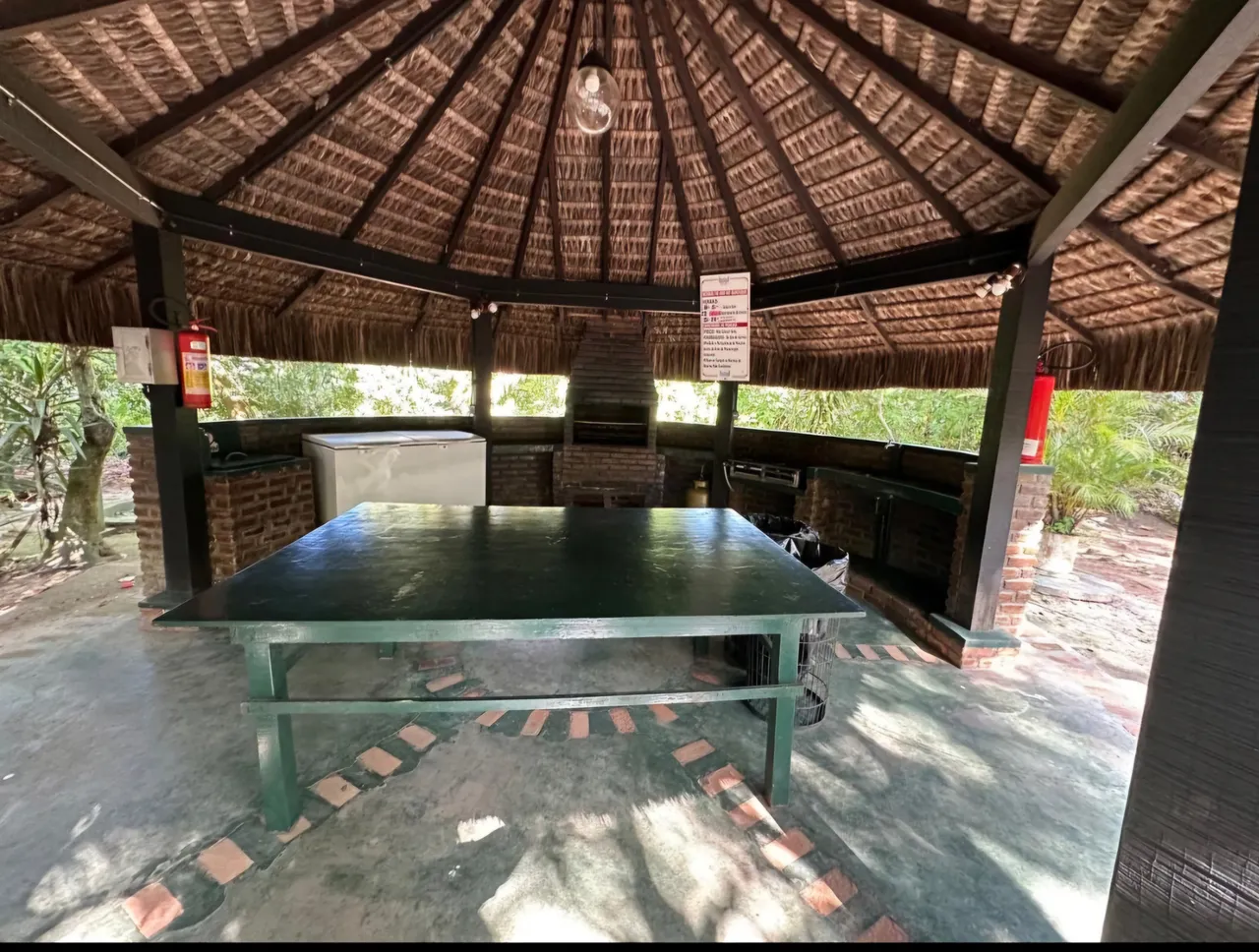 Furnished 3-bedroom apartment with enclosed balcony — photo 15