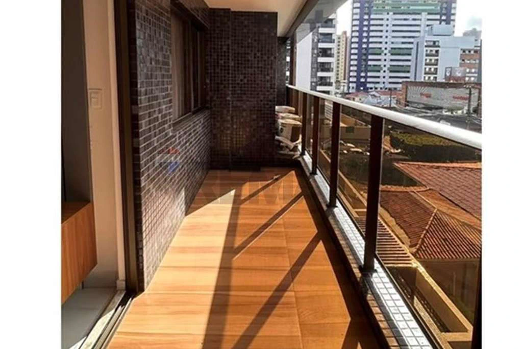 67 m² unfurnished 2-bedroom apartment with suite bath — photo 3
