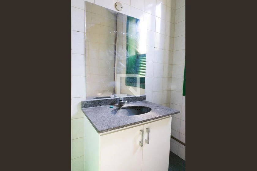 Rental house with 5 bedrooms and a closed kitchen room — photo 90
