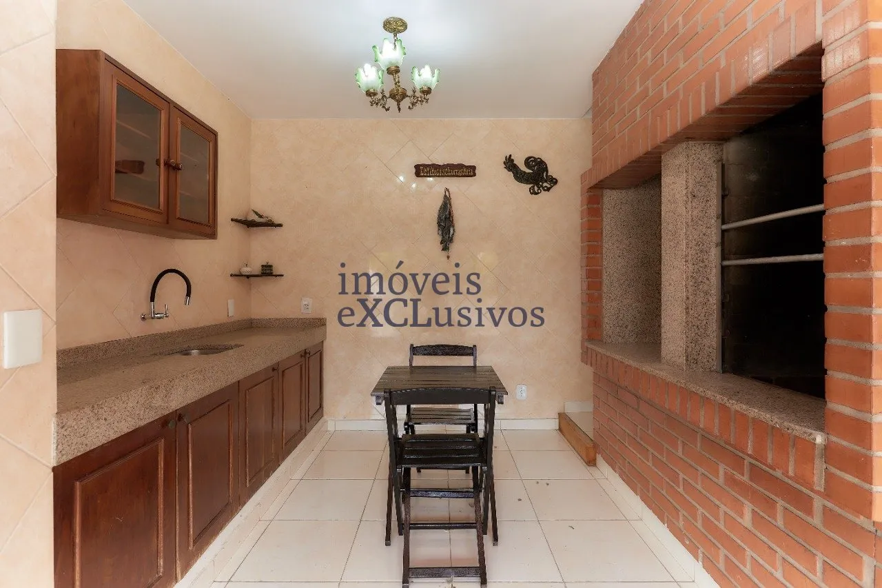 House with 3 en-suite bedrooms and 665 m² garden — photo 52