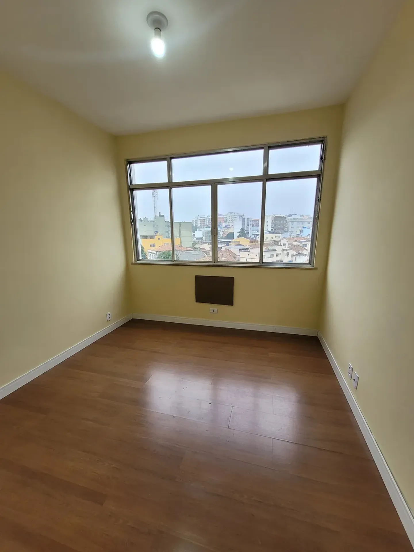 72 m² apartment with 3 bedrooms and electric showers — photo 4