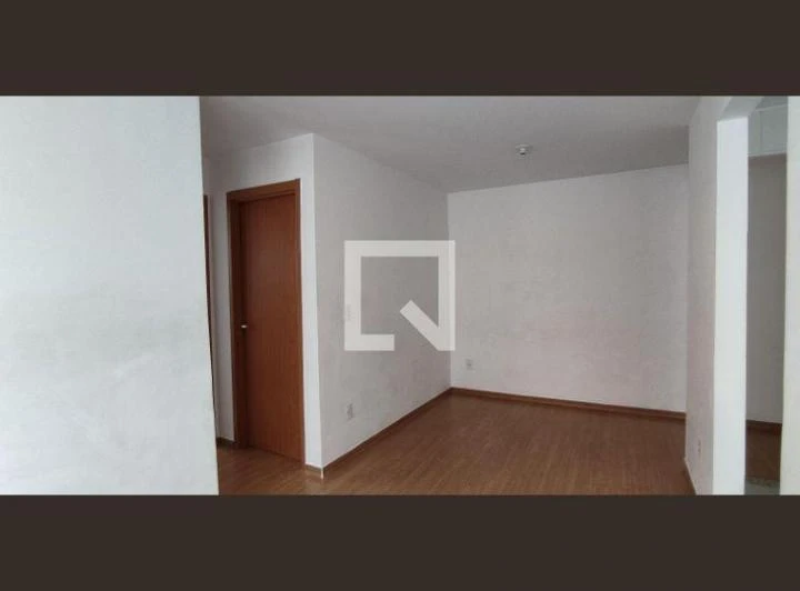 Apartamento de 2 quartos em condomínio com piscina — photo 3