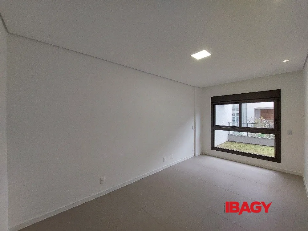 Квартира 165 м²: 2 спальни и 2 парковочных места — photo 20