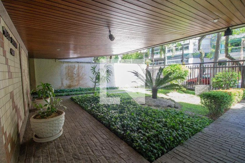 Furnished 81 m² apartment with 2 bedrooms and en-suite — photo 40