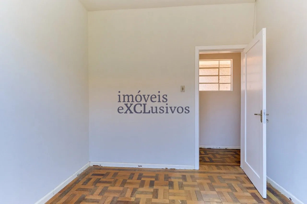 4 quartos e banheira: casa de 187 m² — photo 25