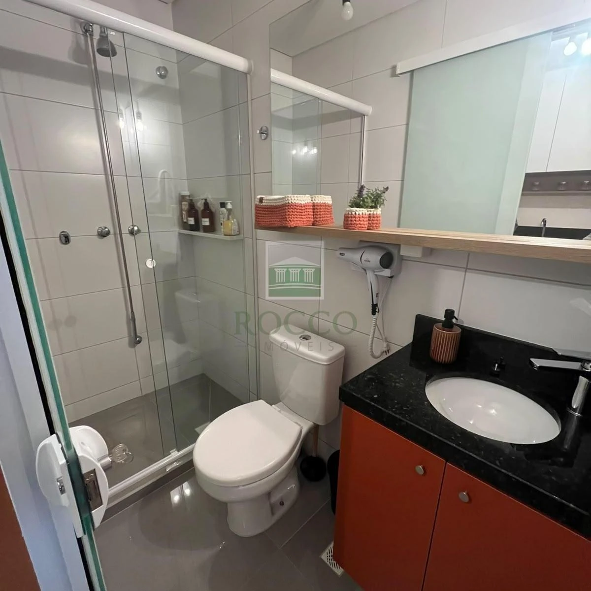29 m² apartment with a home office and a dryer — photo 5